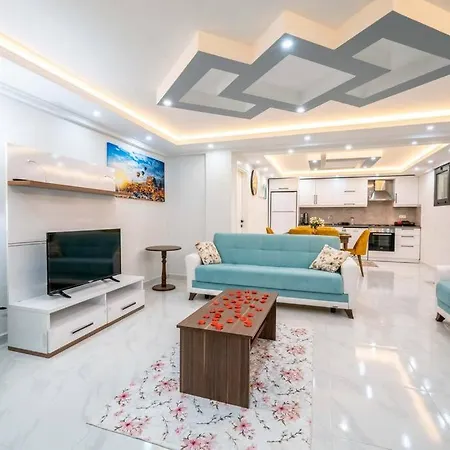 Kalkan Deniz Manzaralı Havuzlu Bahçeli *
