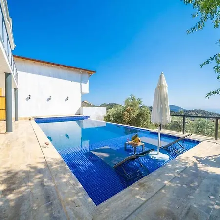 Kalkan Deniz Manzaralı Havuzlu Bahçeli Kaş