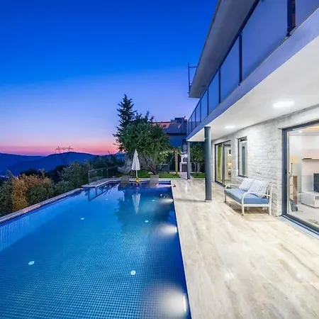 Kalkan Deniz Manzaralı Havuzlu Bahçeli * Kaş