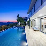 Kalkan Deniz Manzarali Havuzlu Bahceli * 카스